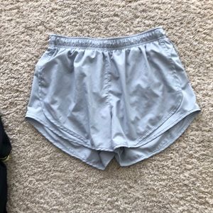 Nike dri-fit shorts (L)